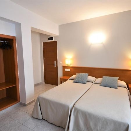 Hostal Mallorca San Antonio  Eksteriør billede