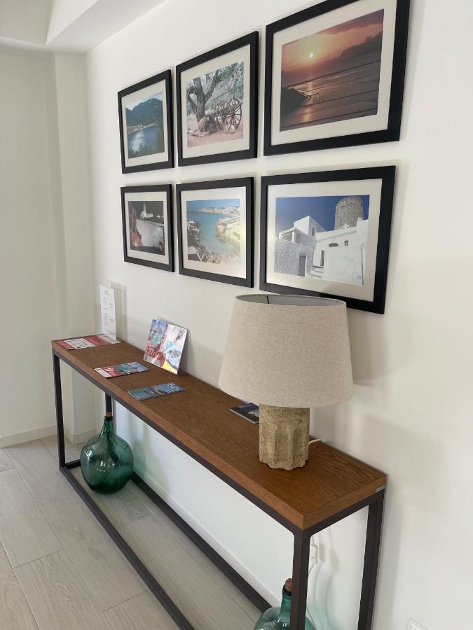 Hostal Mallorca San Antonio  Eksteriør billede