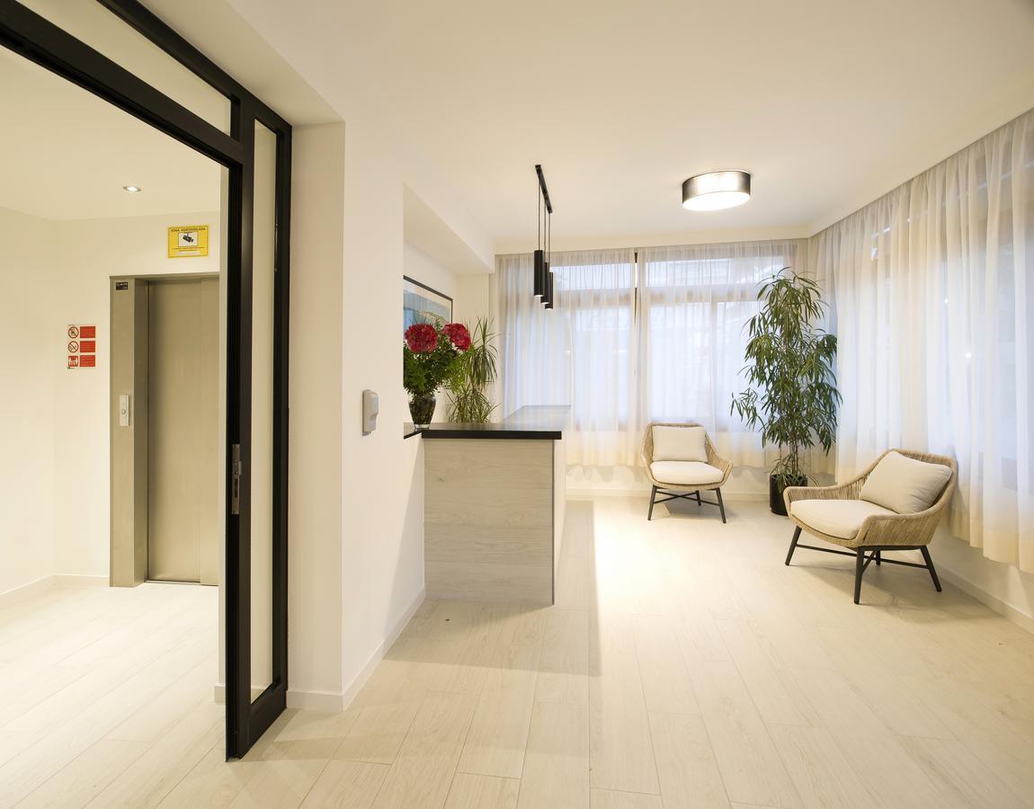 Hostal Mallorca San Antonio  Eksteriør billede