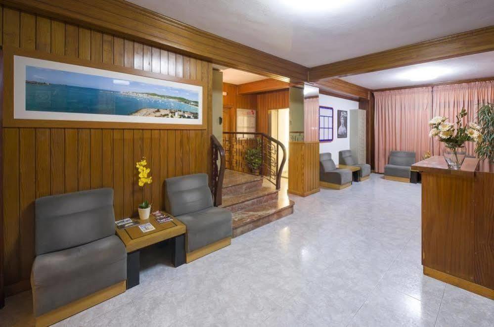 Hostal Mallorca San Antonio  Eksteriør billede
